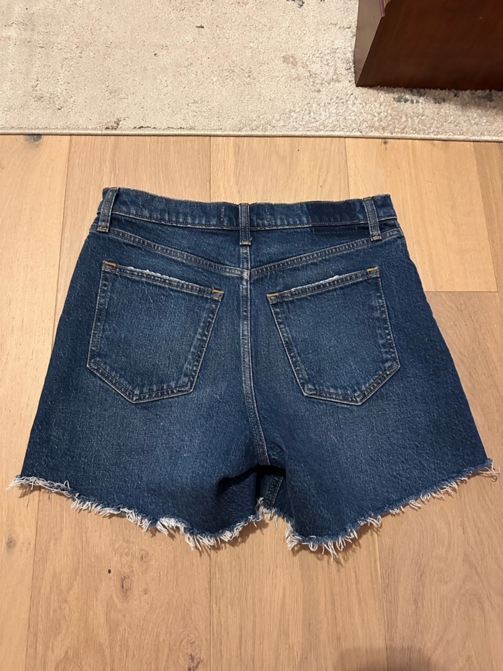 Abercrombie Dad Short button closure size 4 - Picture 2 of 3